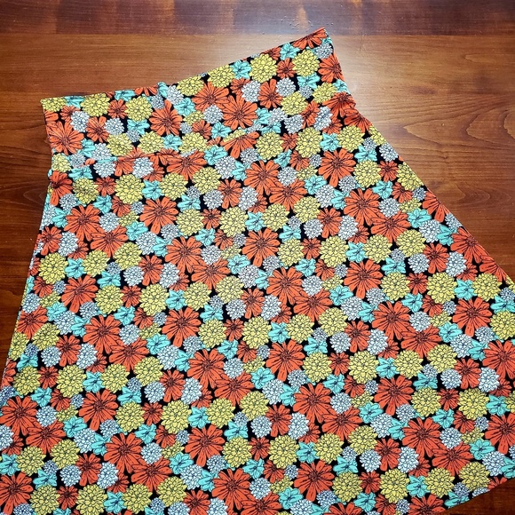 Lularoe Azure Skirt - Picture 1 of 3